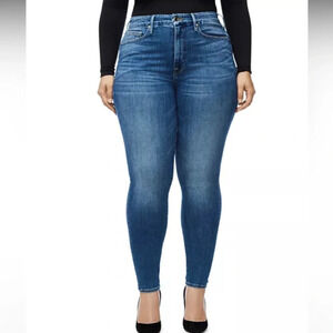 Good American • Good Legs Skinny Jeans in Blue107